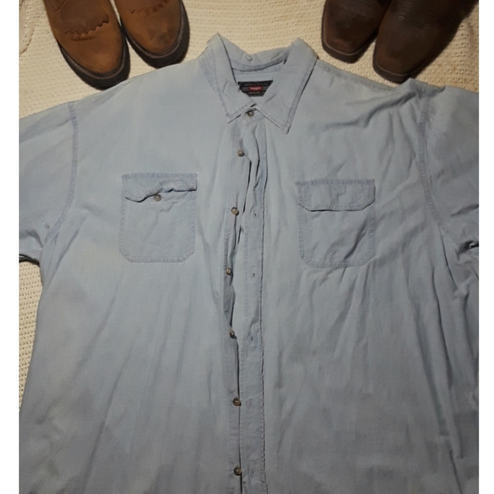 NWOT Wrangler Button Up